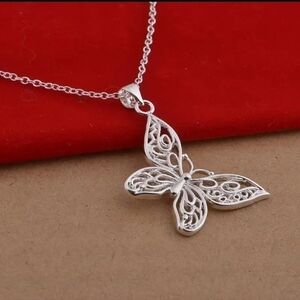 NWT Butterfly Pendant Necklace